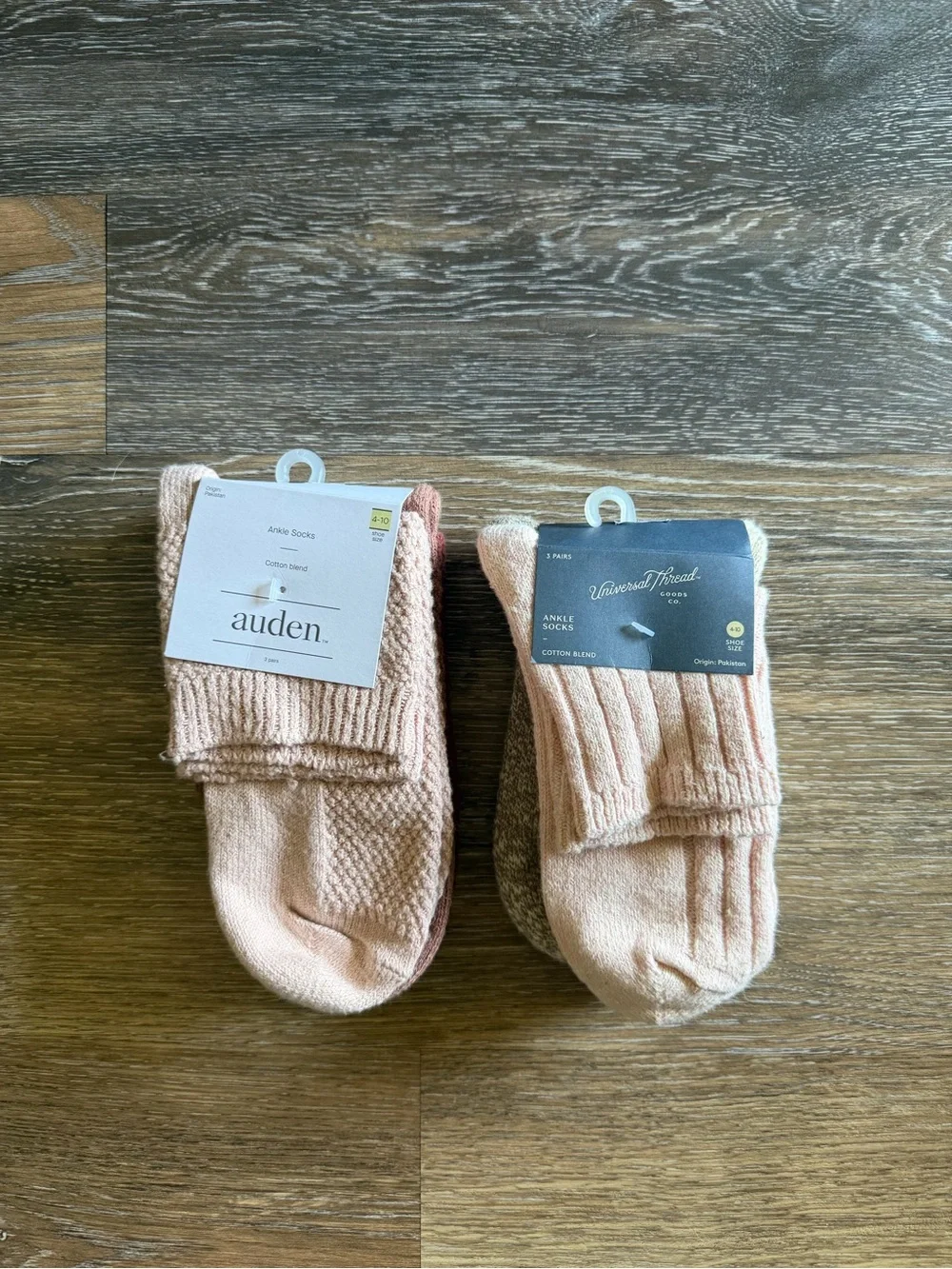 Woman’s Socks 4-10